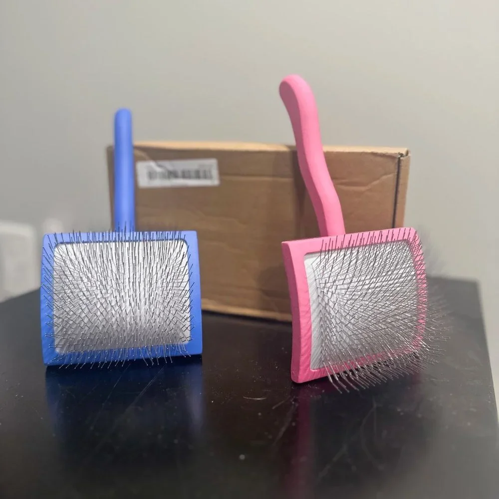 DOG BRUSH